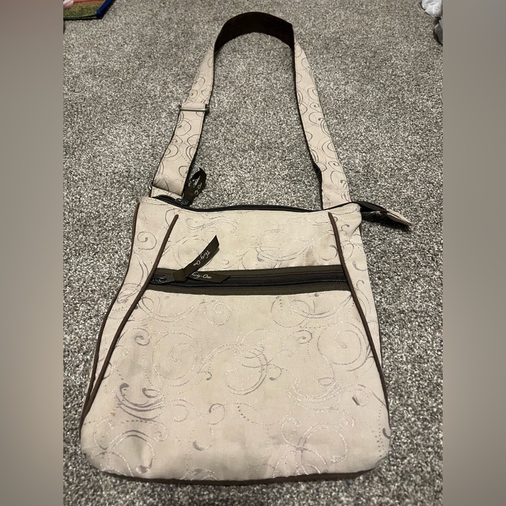 Cross-body purse by Thirty-One bags and purses.